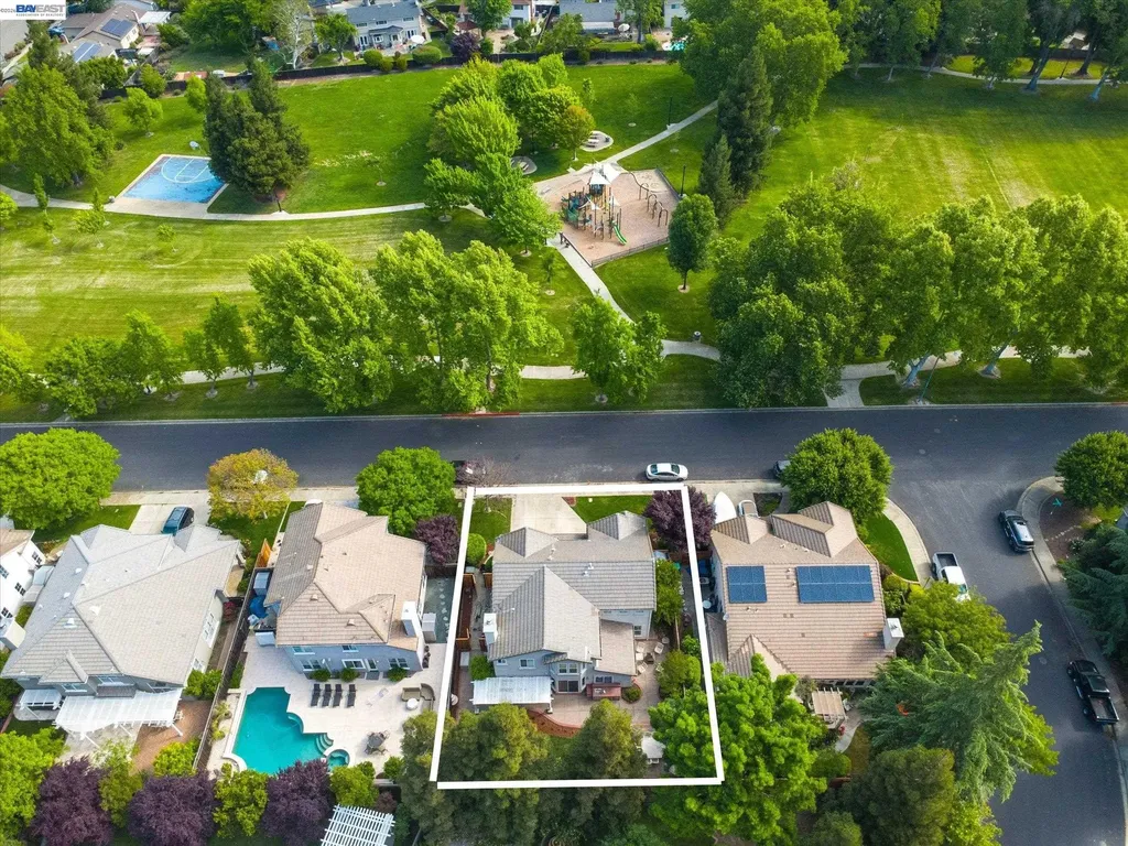 2057 Calle Ricardo Pleasanton CA 94566