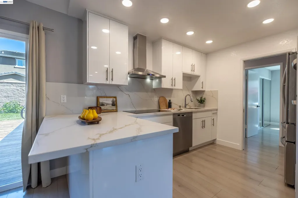 38475 Jacaranda Drive Newark CA 94560
