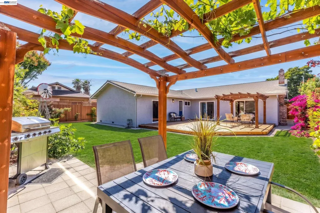 38475 Jacaranda Drive Newark CA 94560