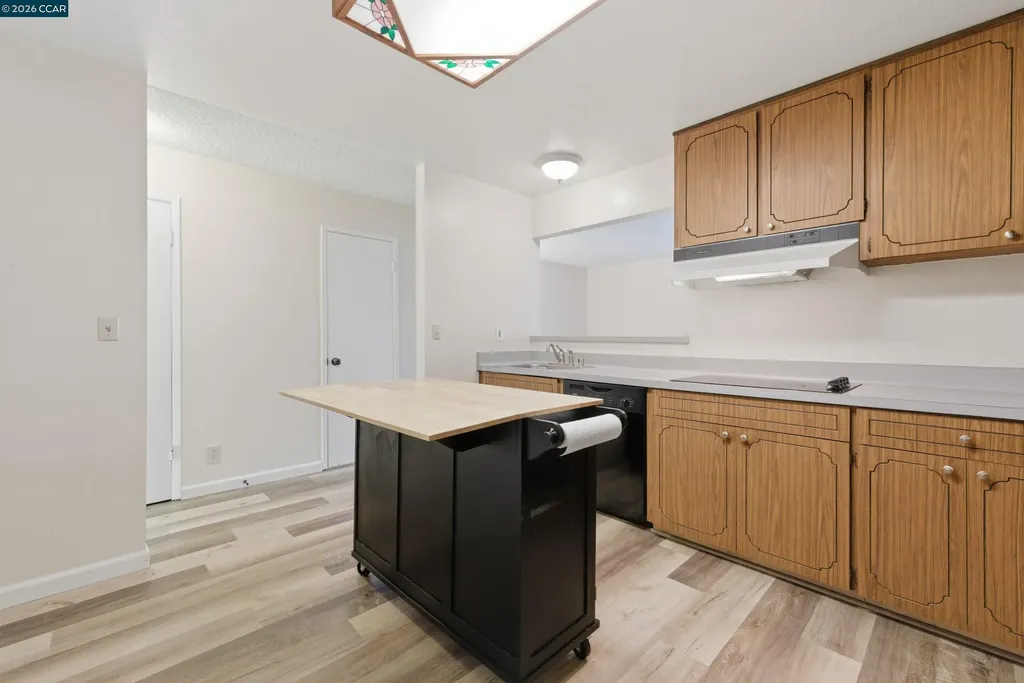 1423 Saint James Parkway Concord CA 94521