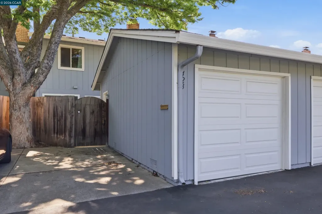 1423 Saint James Parkway Concord CA 94521