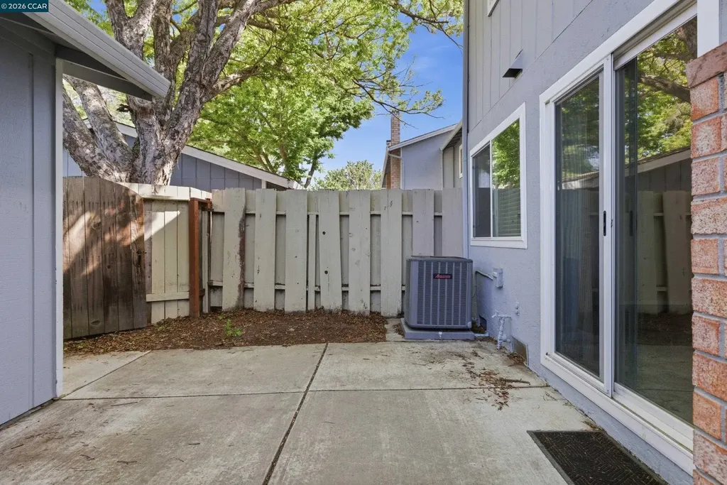 1423 Saint James Parkway Concord CA 94521