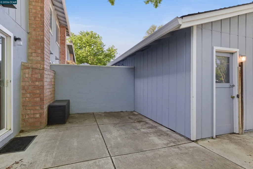 1423 Saint James Parkway Concord CA 94521