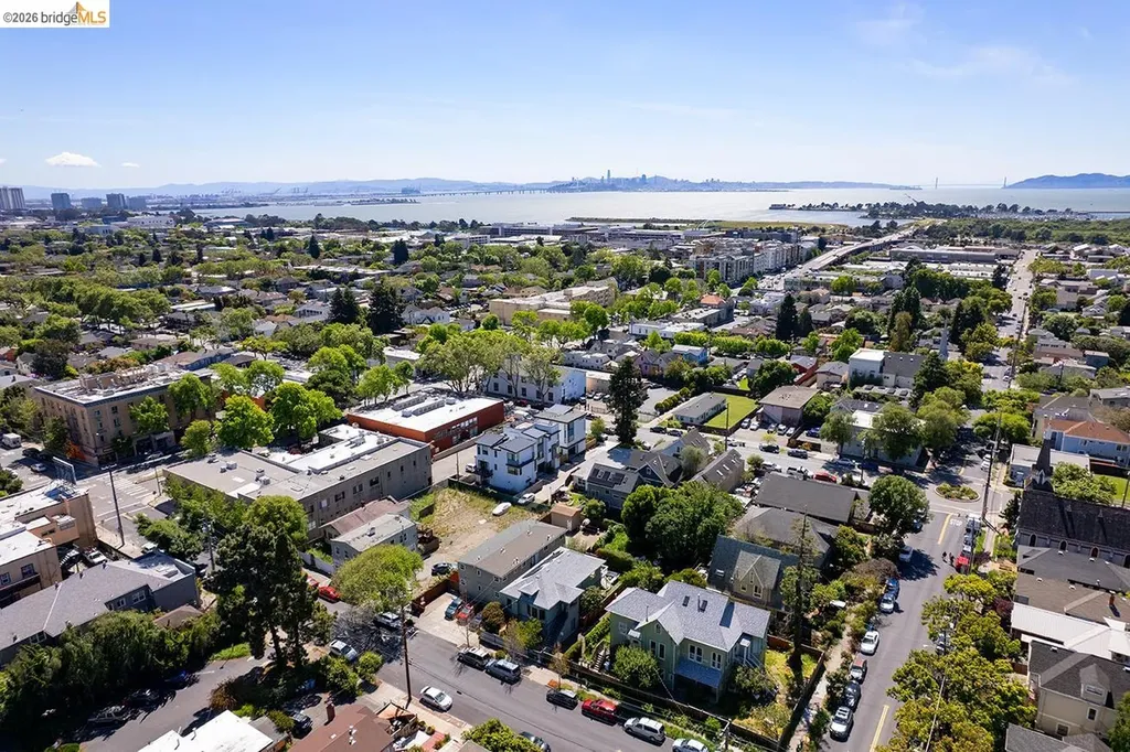 1908 Tenth Street Berkeley CA 94710