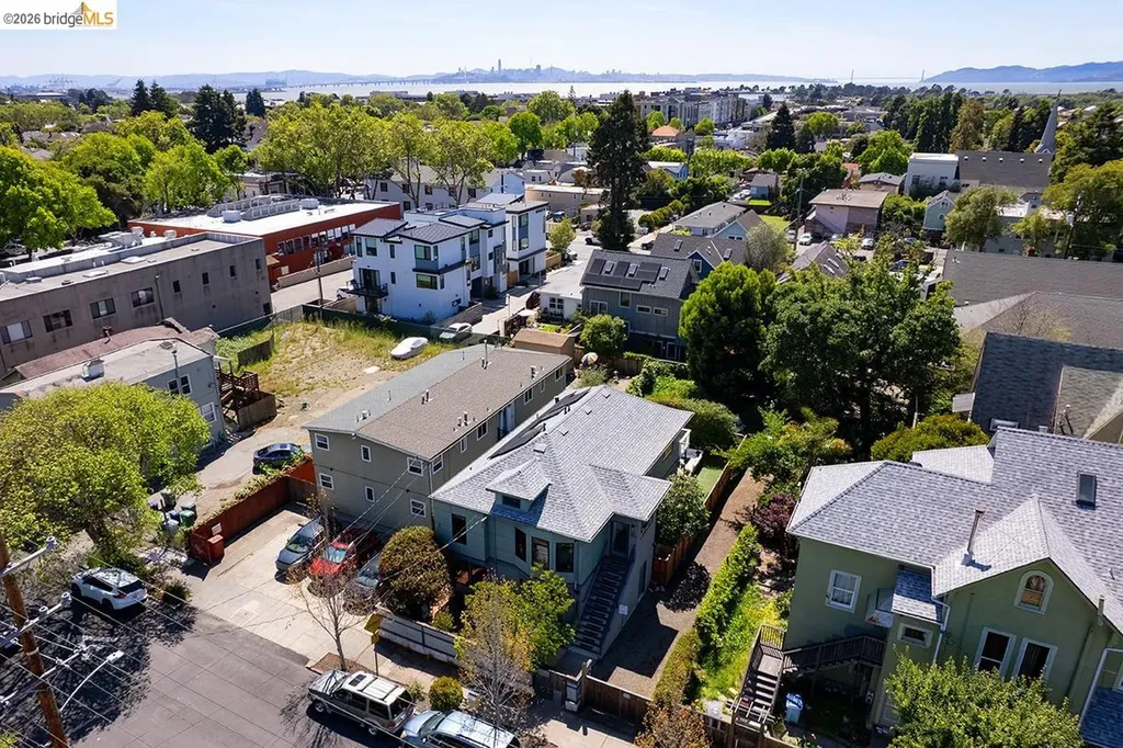1908 Tenth Street Berkeley CA 94710