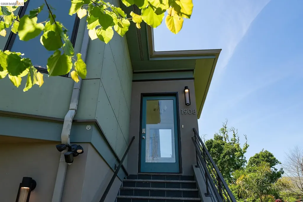 1908 Tenth Street Berkeley CA 94710