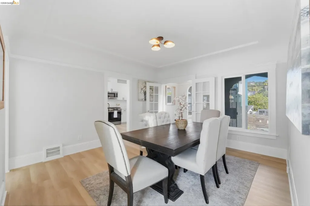 1118 Newhall Street San Francisco CA 94124