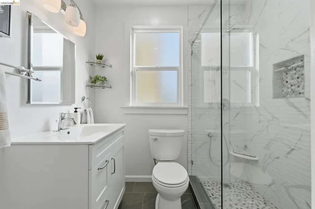 1118 Newhall Street San Francisco CA 94124