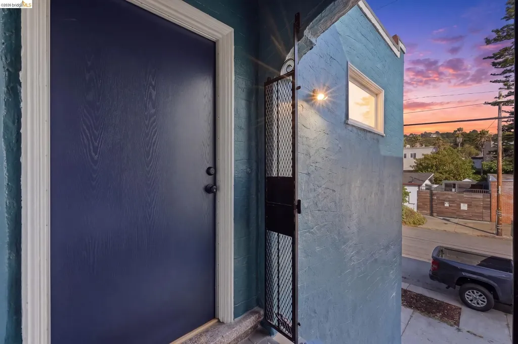 1118 Newhall Street San Francisco CA 94124