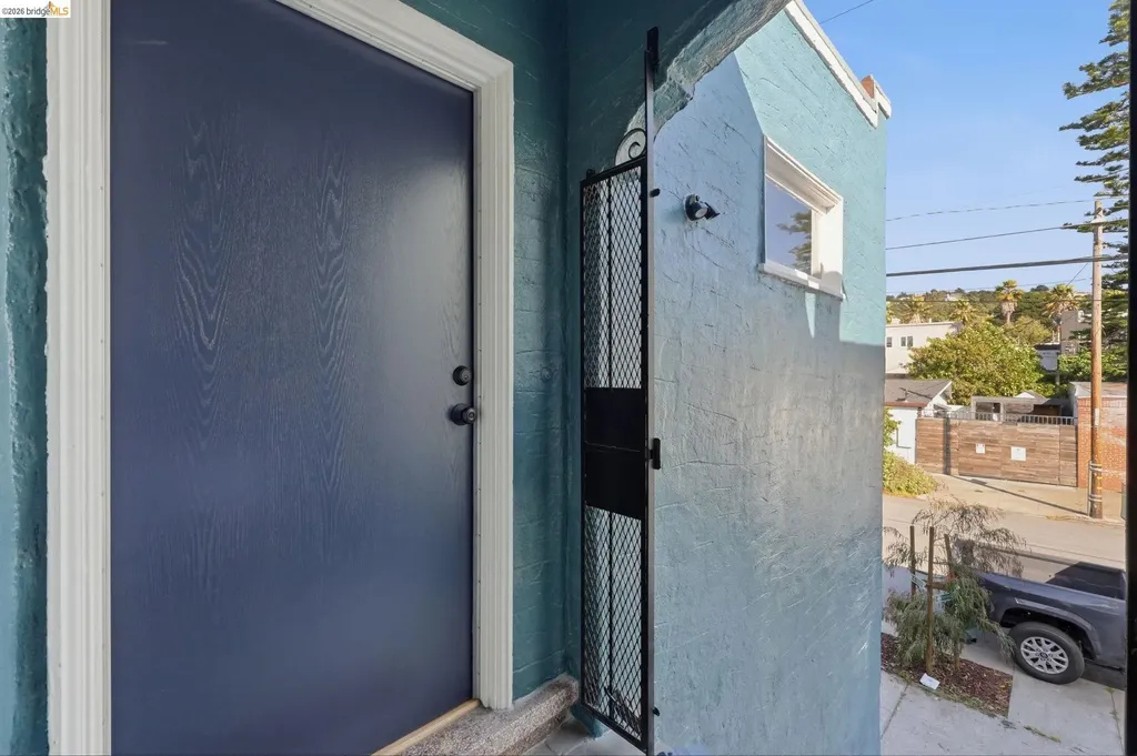 1118 Newhall Street San Francisco CA 94124