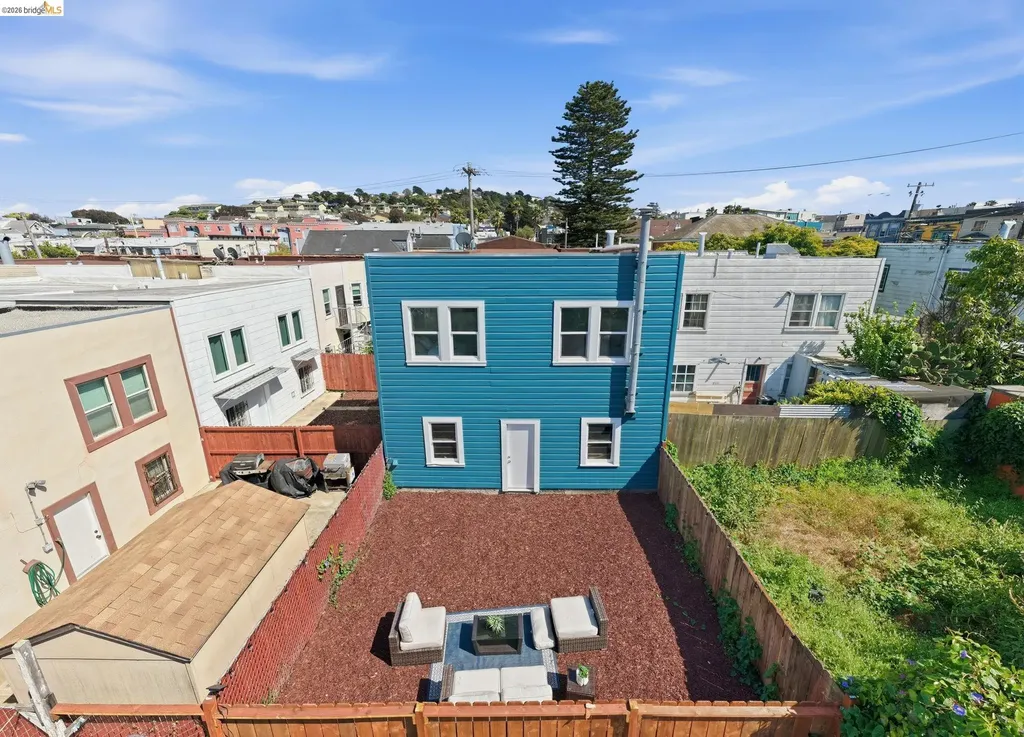 1118 Newhall Street San Francisco CA 94124