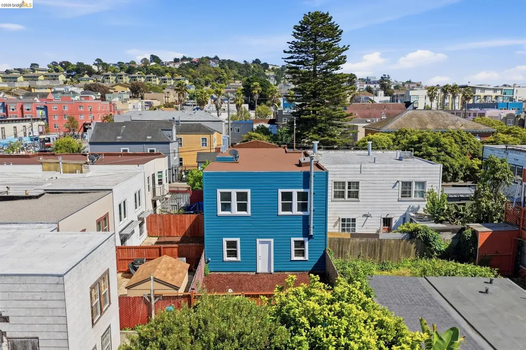 1118 Newhall Street San Francisco CA 94124
