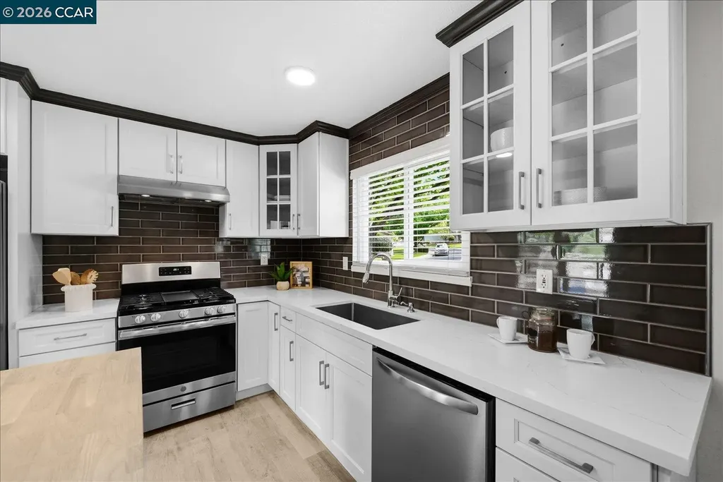 599 Mt Dell Drive Clayton CA 94517