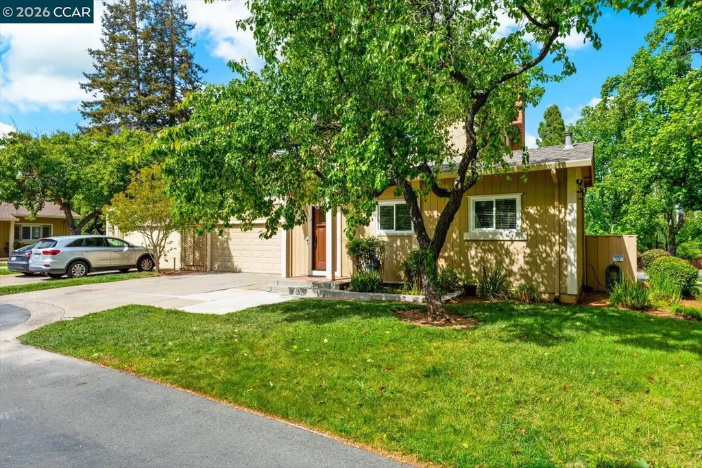599 Mt Dell Drive Clayton CA 94517