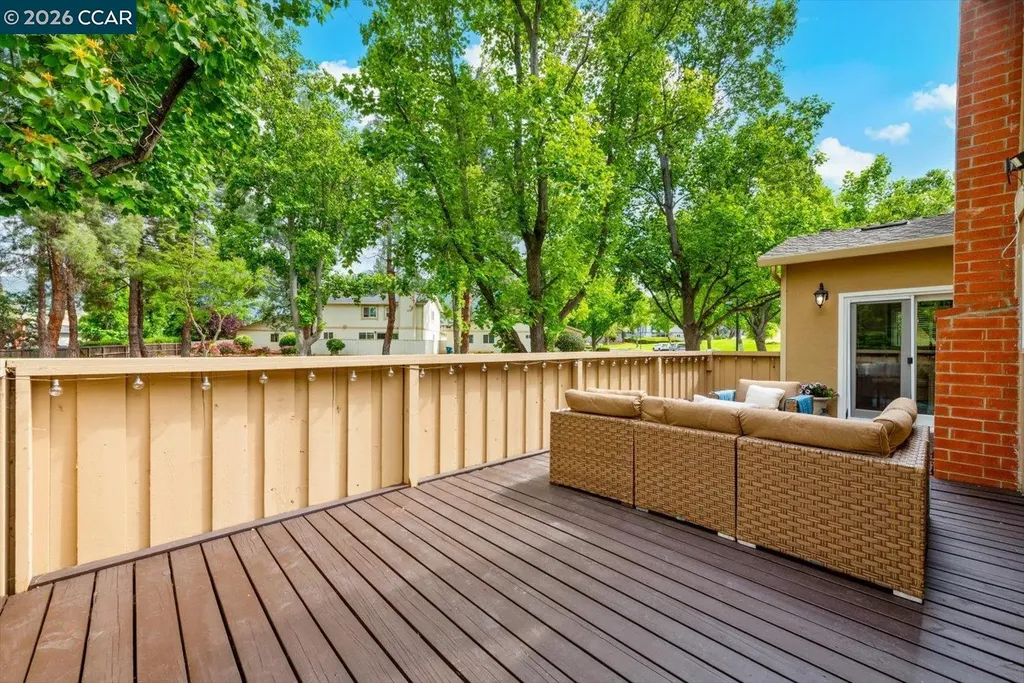 599 Mt Dell Drive Clayton CA 94517