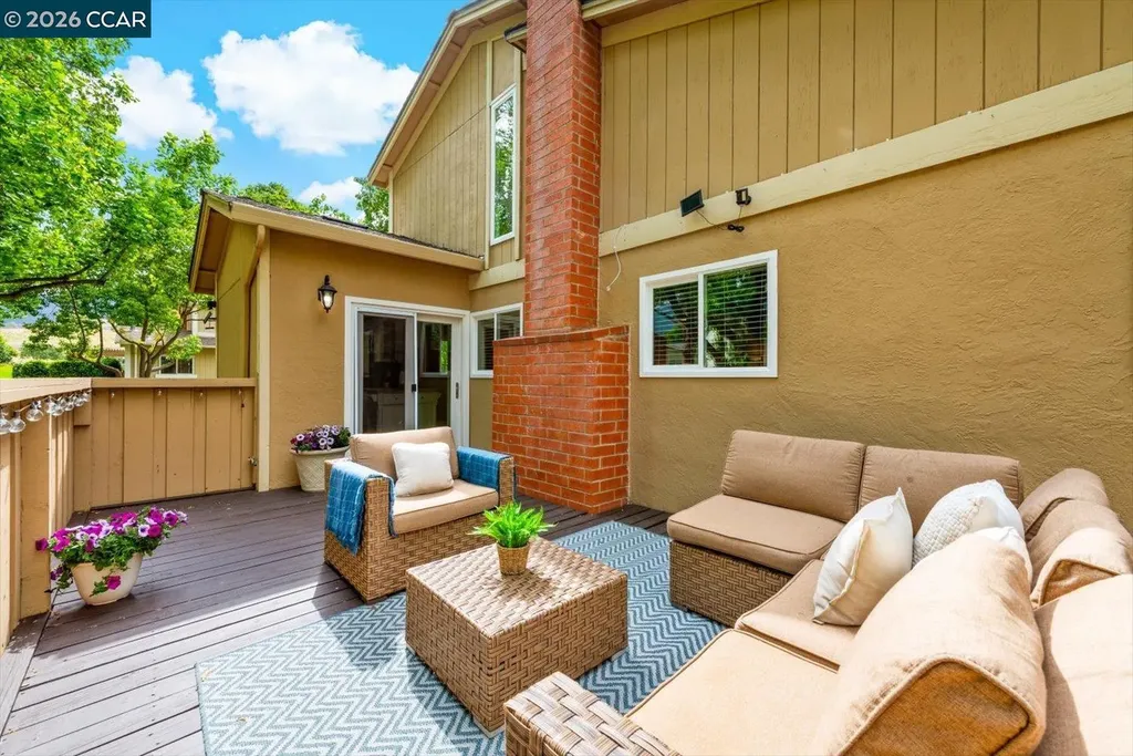 599 Mt Dell Drive Clayton CA 94517