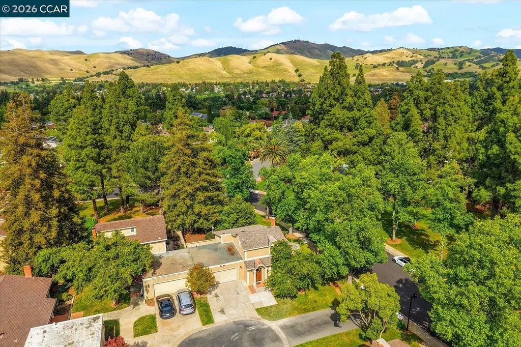 599 Mt Dell Drive Clayton CA 94517