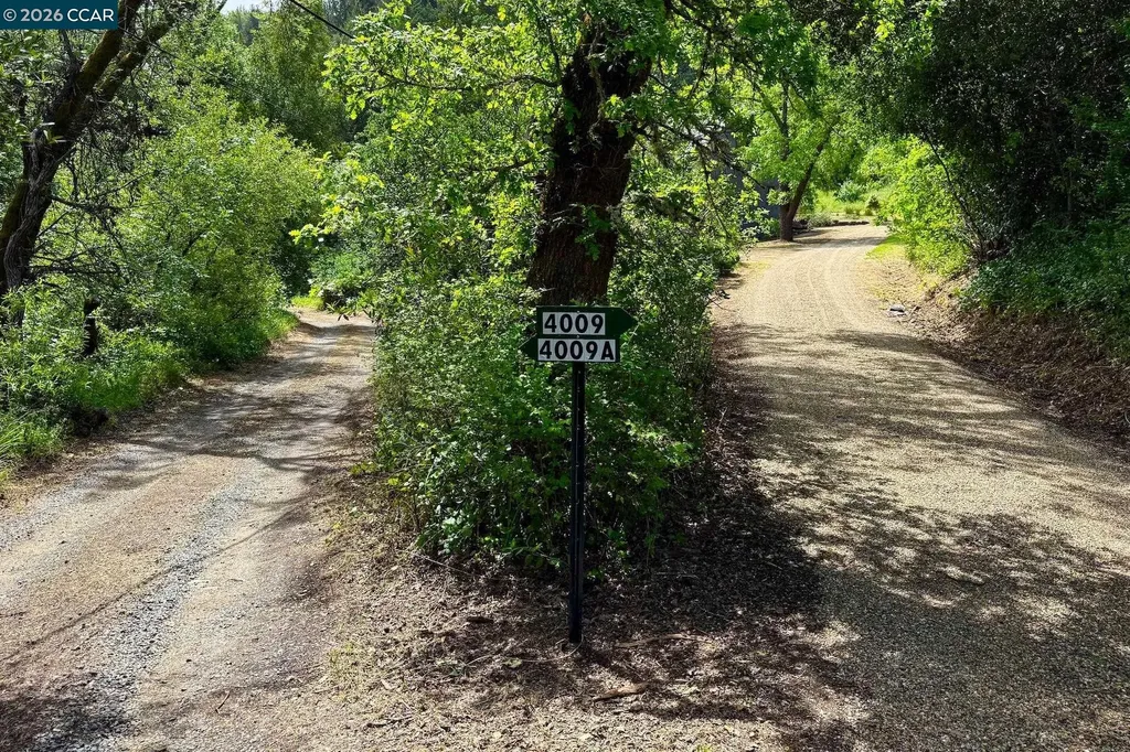4009A Redwood Road Napa CA 94558