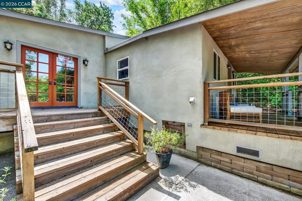 4009A Redwood Road Napa CA 94558