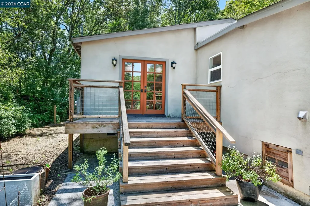 4009A Redwood Road Napa CA 94558