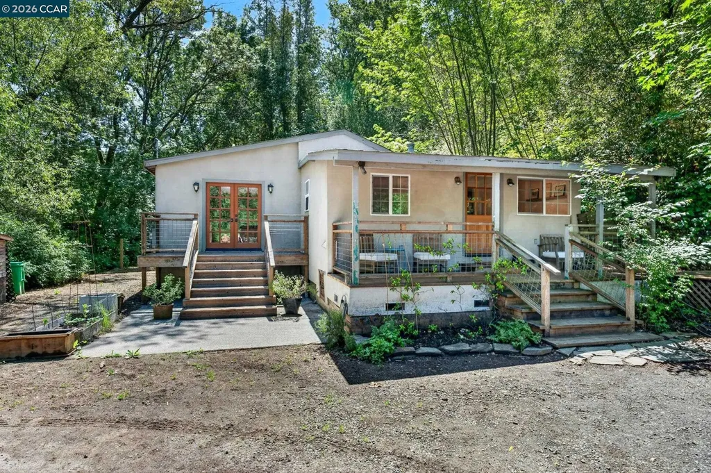 4009A Redwood Road Napa CA 94558