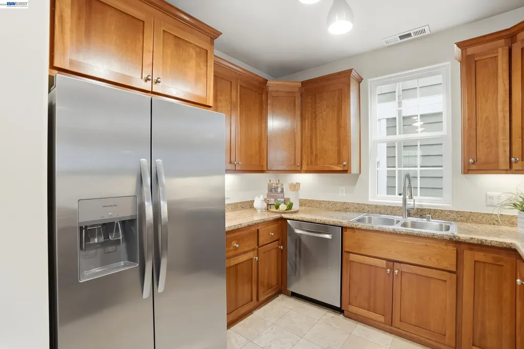 1003 Greenbrier Court San Leandro CA 94577