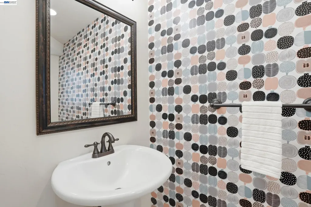 1003 Greenbrier Court San Leandro CA 94577