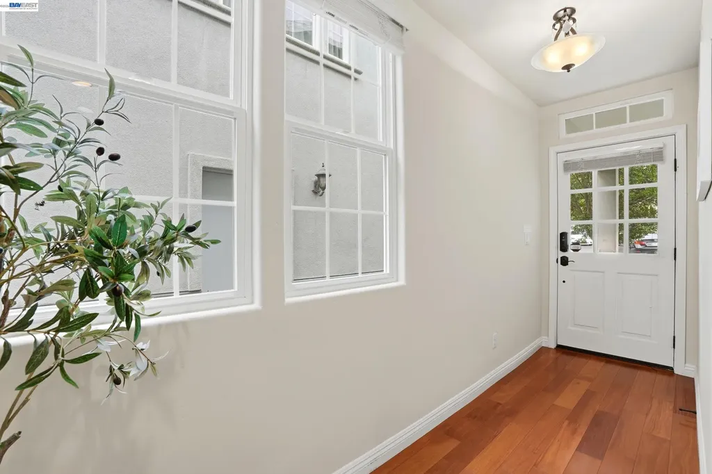 1003 Greenbrier Court San Leandro CA 94577