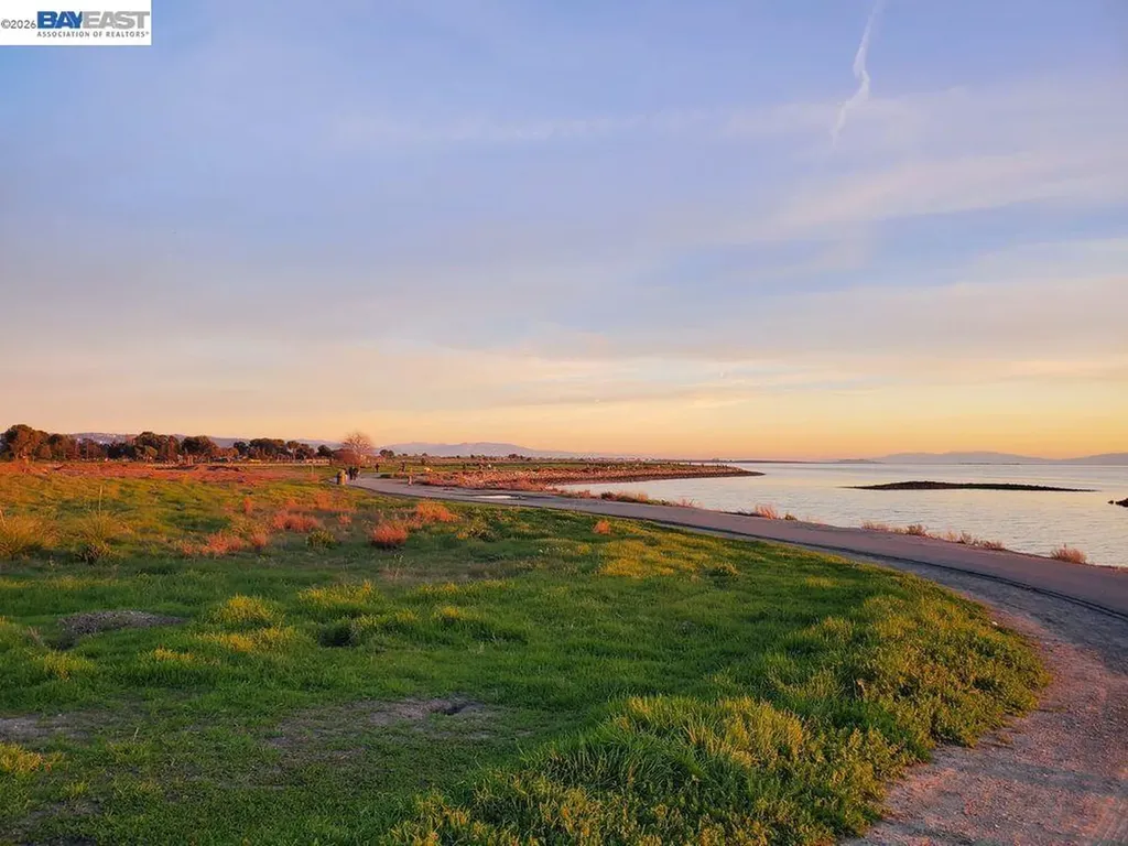 1003 Greenbrier Court San Leandro CA 94577