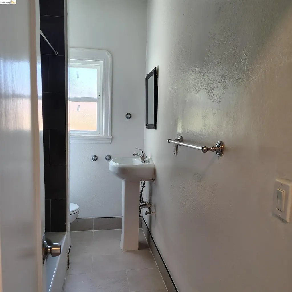2684 73rd Avenue Oakland CA 94605
