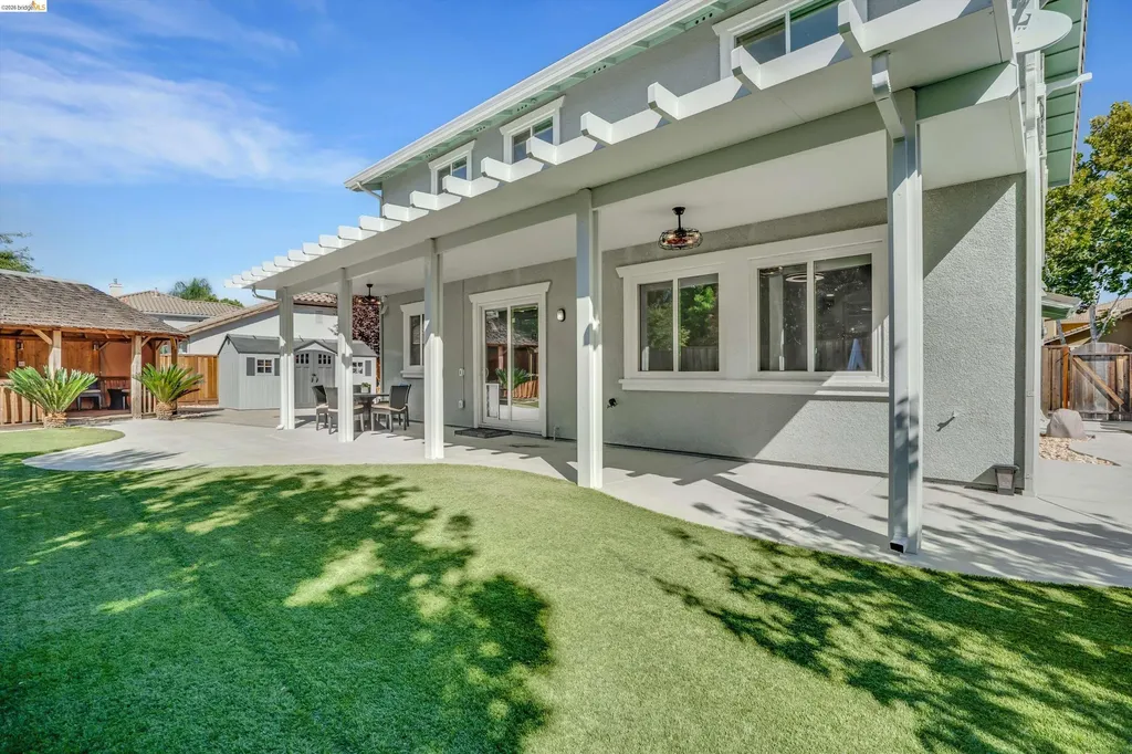 188 Continente Avenue Brentwood CA 94513