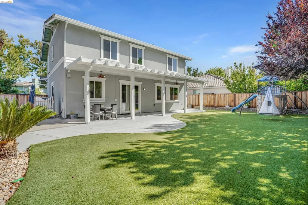 188 Continente Avenue Brentwood CA 94513