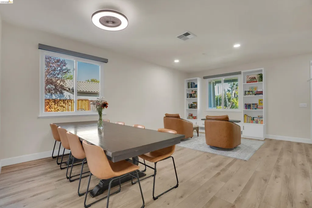188 Continente Avenue Brentwood CA 94513