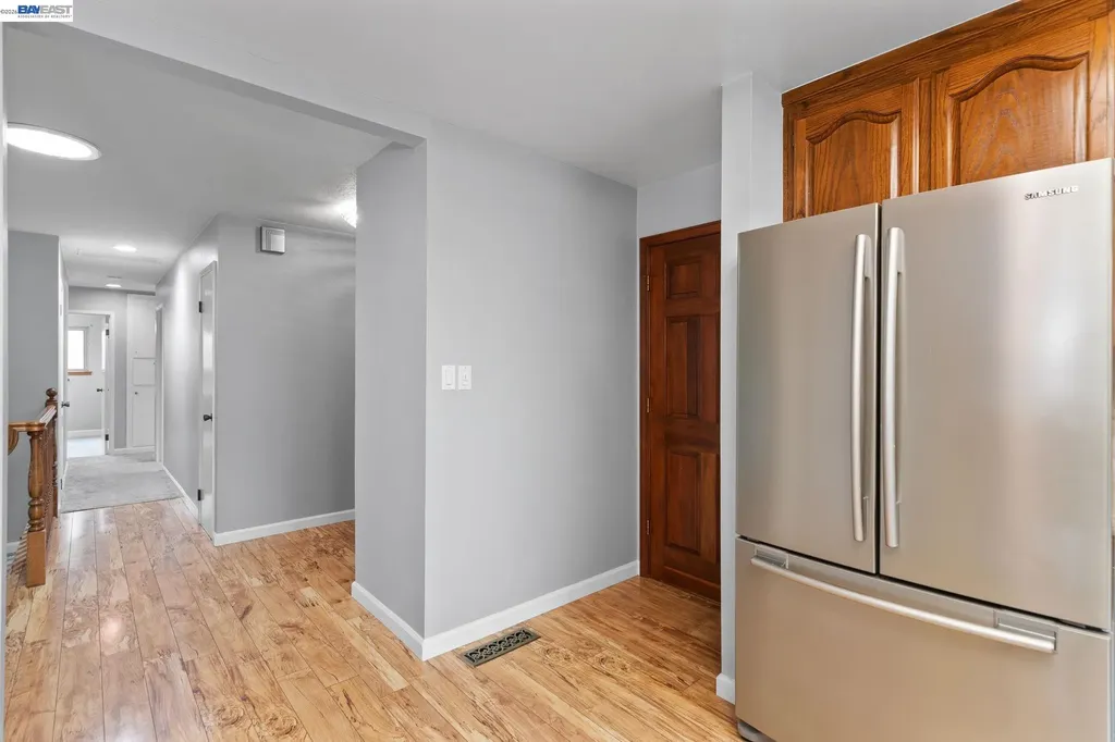 4950 Black Avenue Pleasanton CA 94566