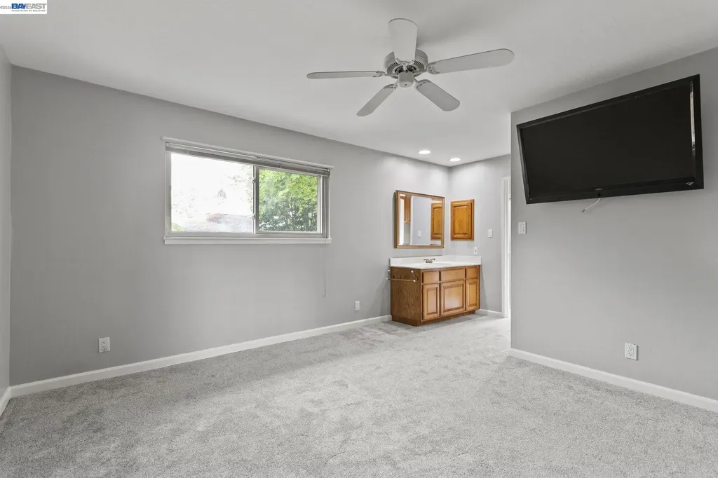 4950 Black Avenue Pleasanton CA 94566