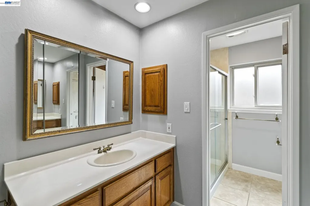 4950 Black Avenue Pleasanton CA 94566