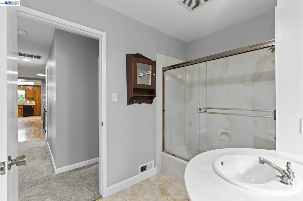 4950 Black Avenue Pleasanton CA 94566