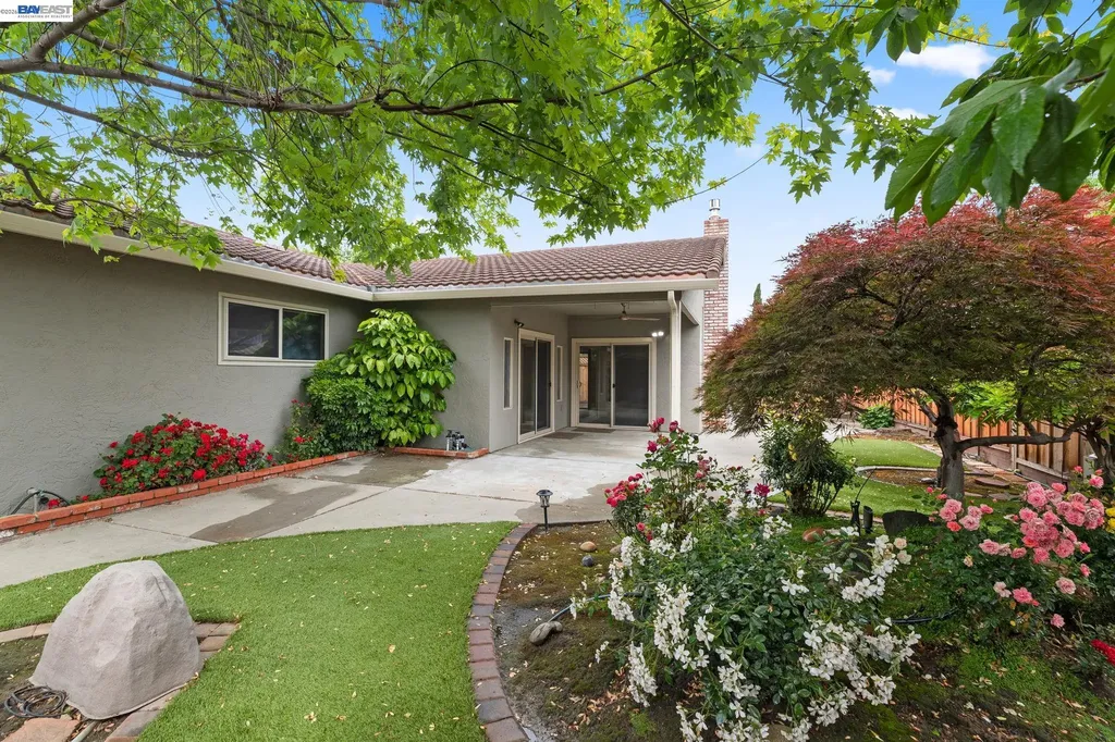 4950 Black Avenue Pleasanton CA 94566