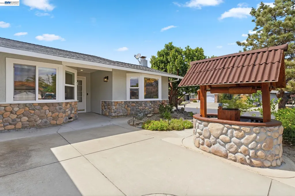 1135 Killarney Street Livermore CA 94550