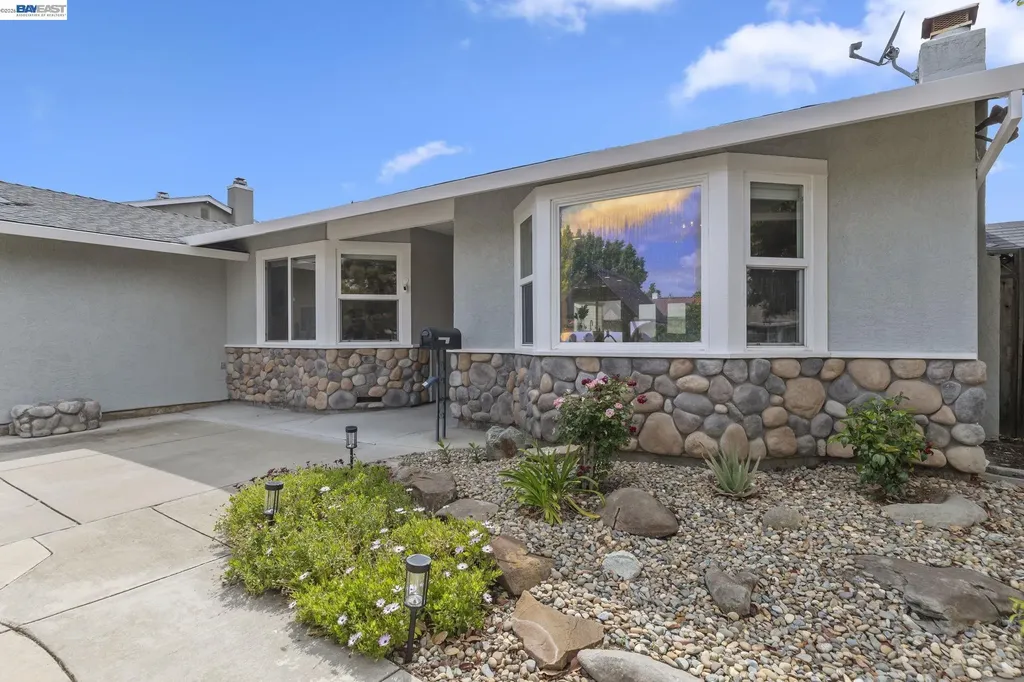 1135 Killarney Street Livermore CA 94550