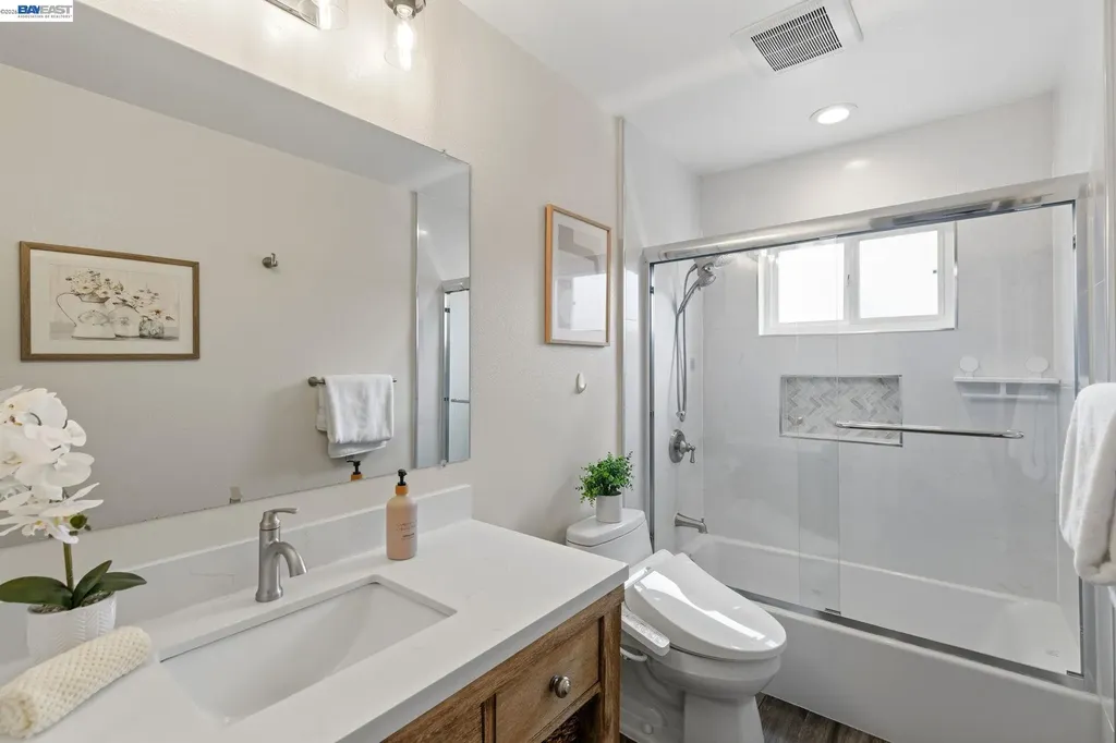 1135 Killarney Street Livermore CA 94550