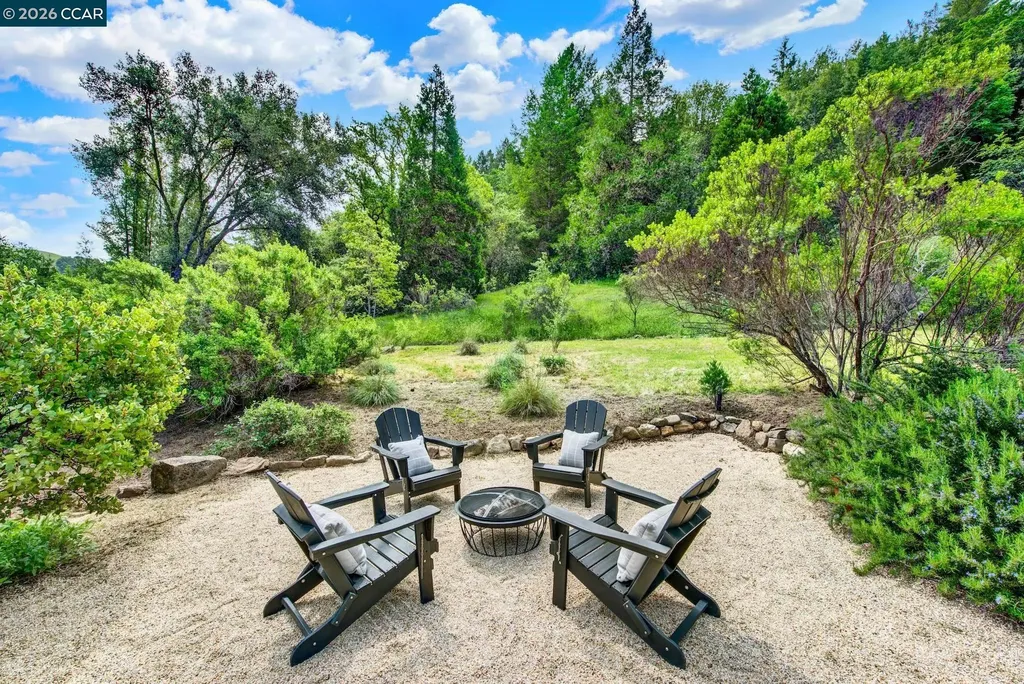 4009 Redwood Road Napa CA 94558