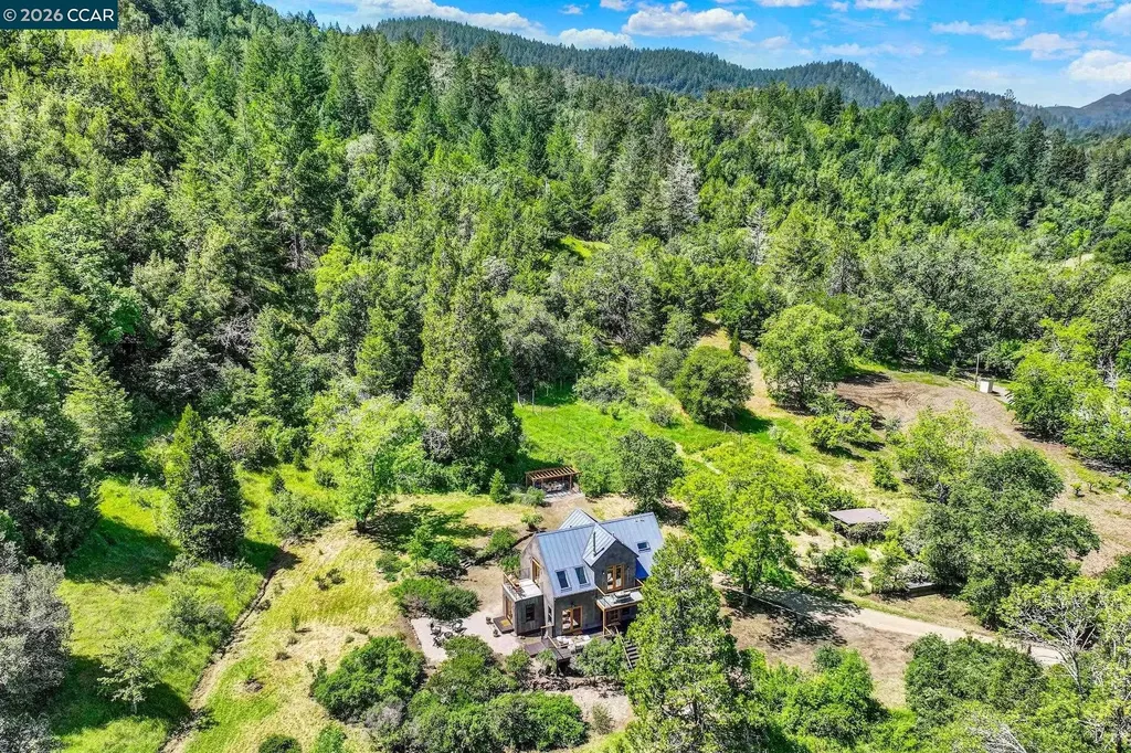 4009 Redwood Road Napa CA 94558
