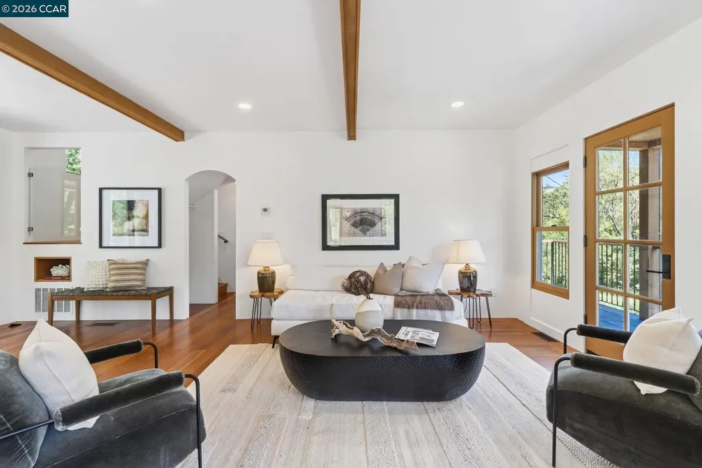 4009 Redwood Road Napa CA 94558