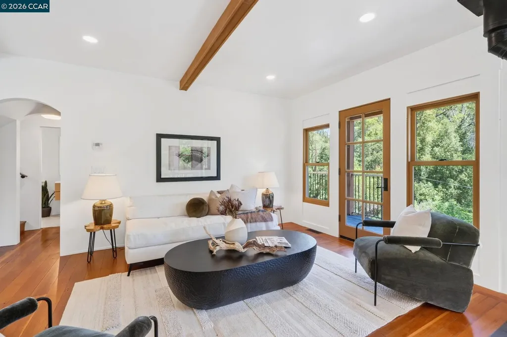 4009 Redwood Road Napa CA 94558