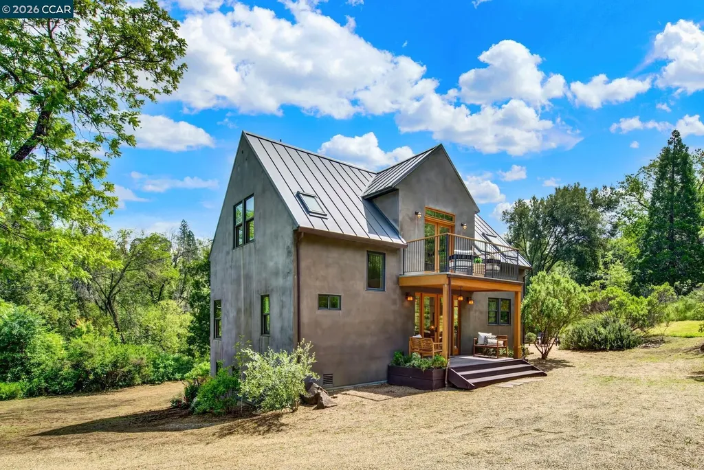 4009 Redwood Road Napa CA 94558
