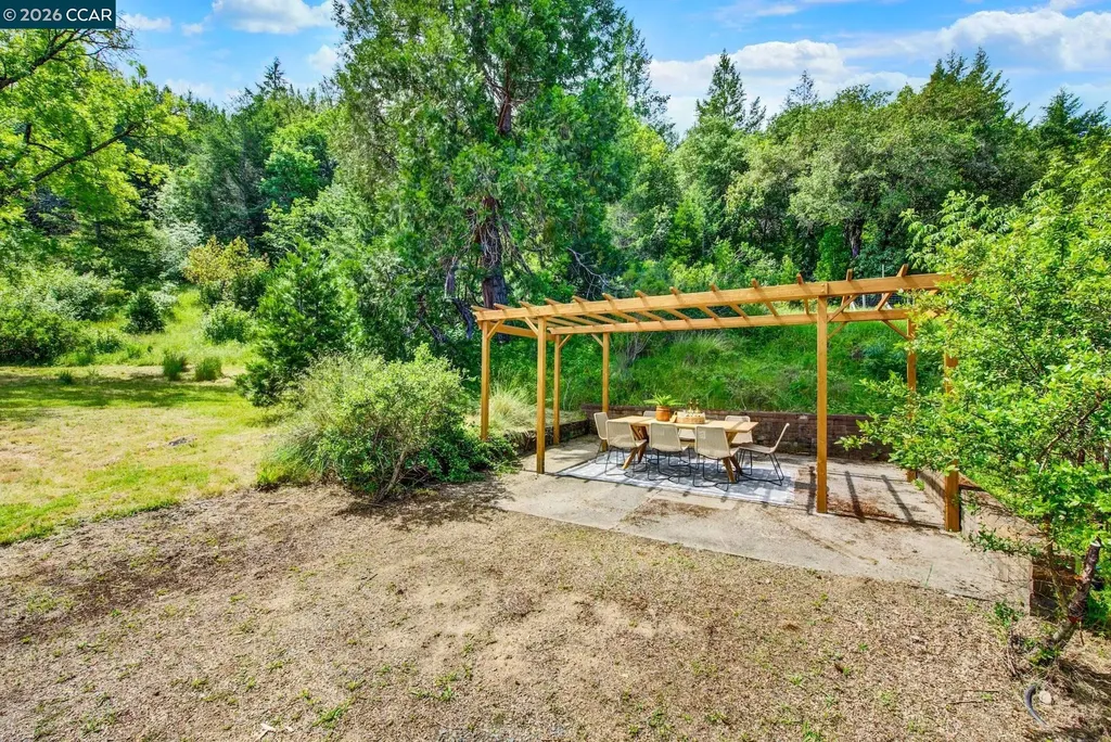 4009 Redwood Road Napa CA 94558