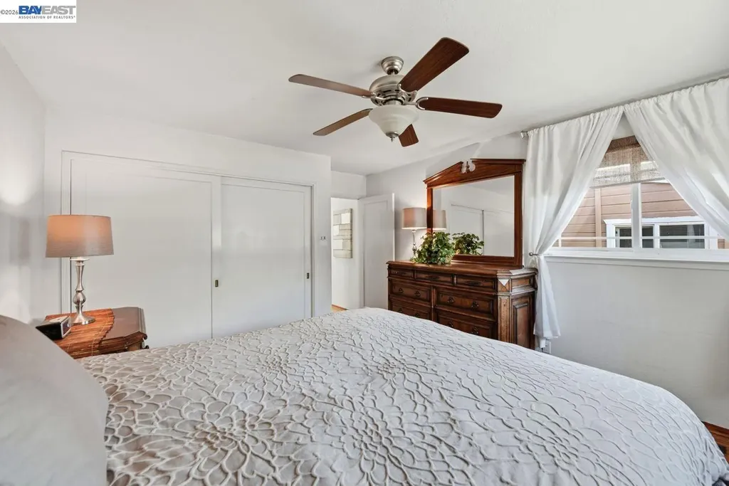 1522 Dennis Avenue San Leandro CA 94578