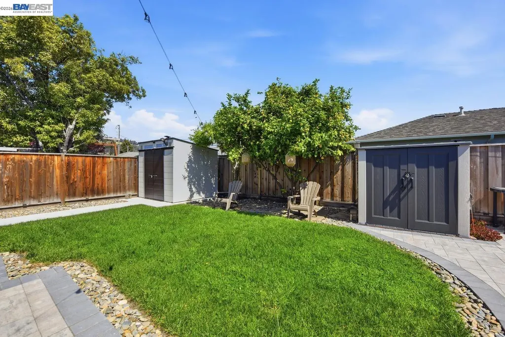 1522 Dennis Avenue San Leandro CA 94578