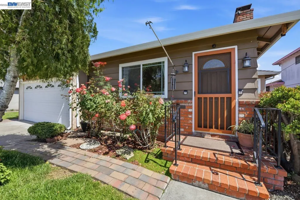 1522 Dennis Avenue San Leandro CA 94578